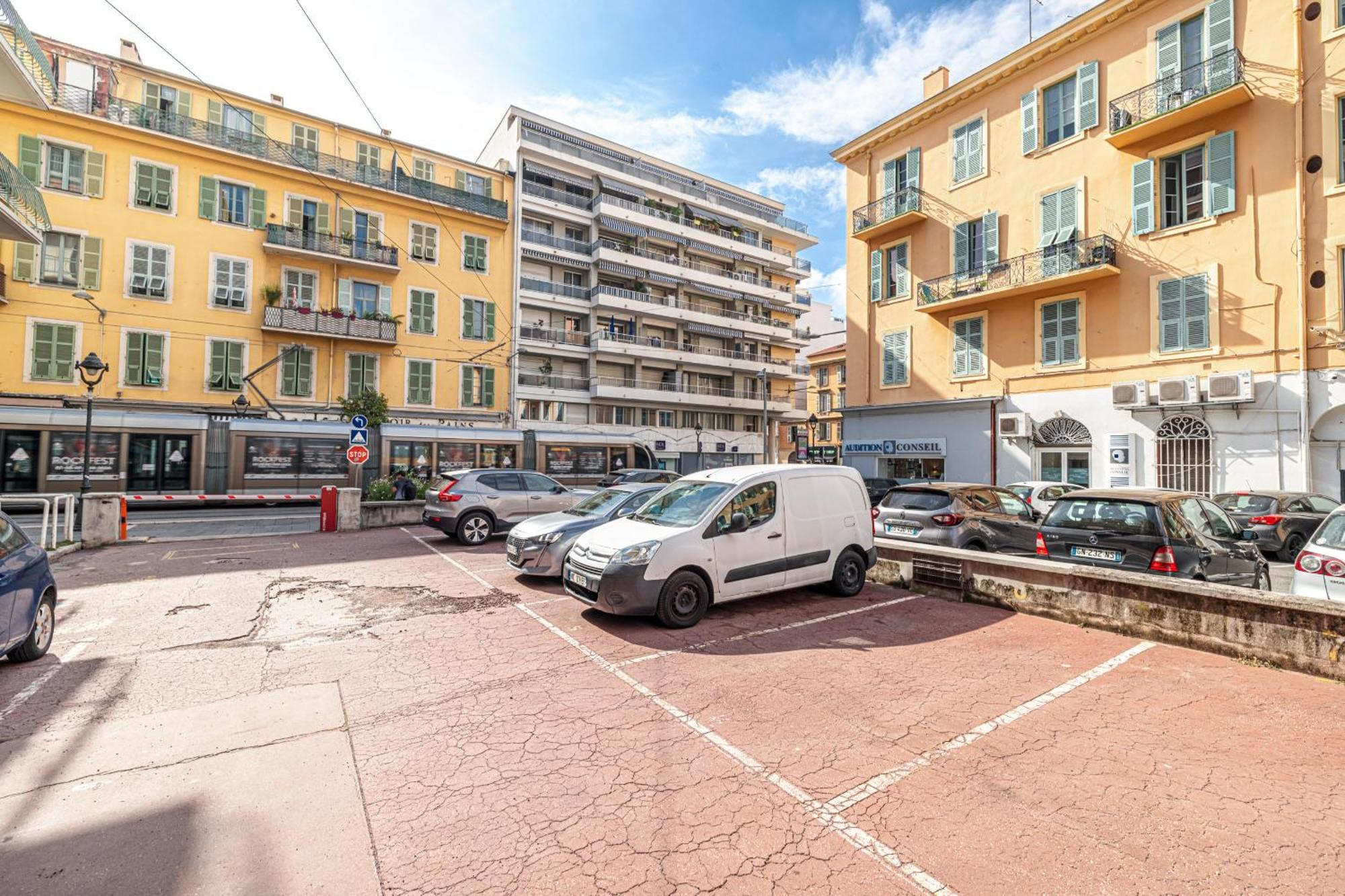 Appartement Open Sky Terrace Lage 1 Bdr & Parking